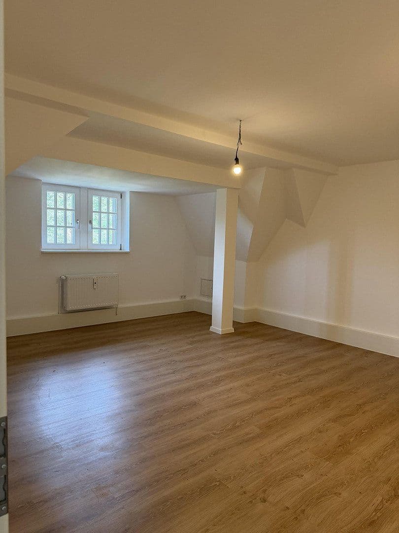 Prenájom bytu 3-izbový 115 m², Wilhelmstraße 4, Dallgow-Döberitz, Brandenbursko Prenájom bytu 3-izbový 115 m², Wilhelmstraße 4, Dallgow-Döberitz, Brandenbursko