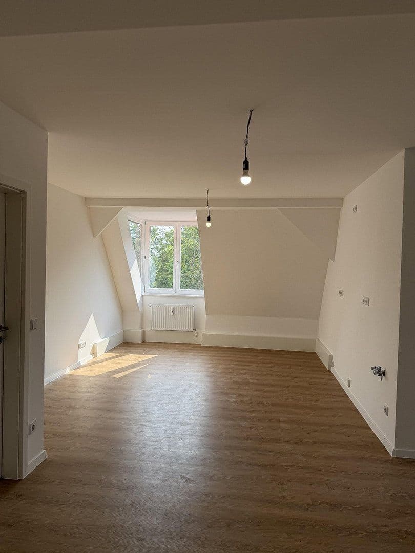 Prenájom bytu 3-izbový 115 m², Wilhelmstraße 4, Dallgow-Döberitz, Brandenbursko Prenájom bytu 3-izbový 115 m², Wilhelmstraße 4, Dallgow-Döberitz, Brandenbursko