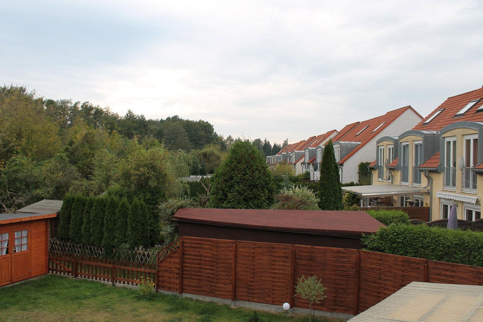 Predaj domu 124 m², pozemok 200 m², Fredersdorf-Vogelsdorf, Brandenbursko Predaj domu 124 m², pozemok 200 m², Fredersdorf-Vogelsdorf, Brandenbursko