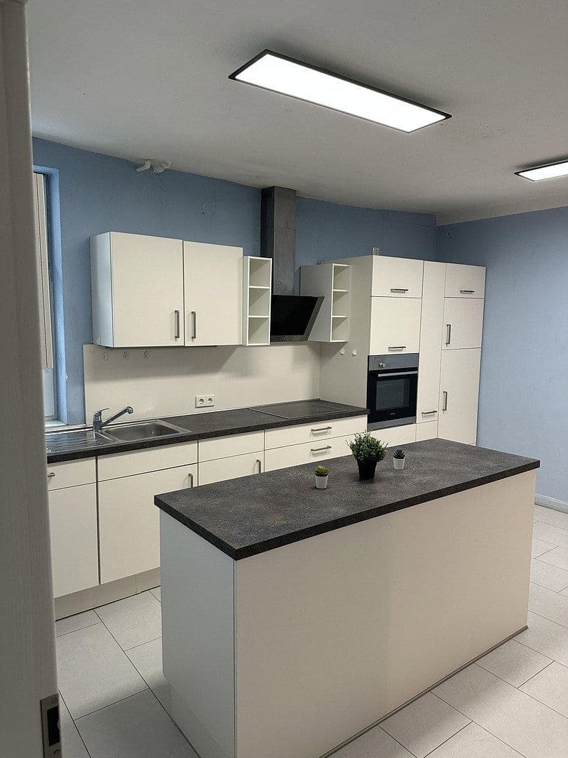 Prenájom bytu 13 m², Westliche Stadtmauerstraße 64, Erlangen, Bavorsko Prenájom bytu 13 m², Westliche Stadtmauerstraße 64, Erlangen, Bavorsko