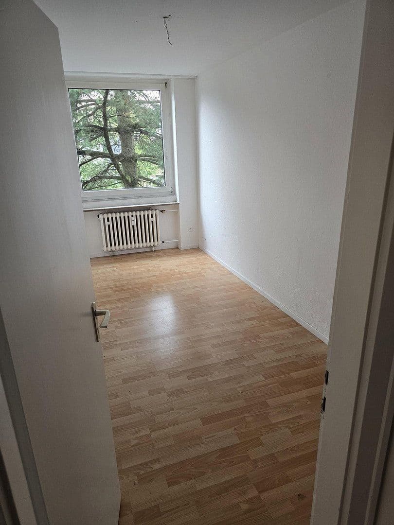 Prenájom bytu 74 m², Gatherweg 131, Düsseldorf, Severné Porýnie - Westfálsko Prenájom bytu 74 m², Gatherweg 131, Düsseldorf, Severné Porýnie - Westfálsko