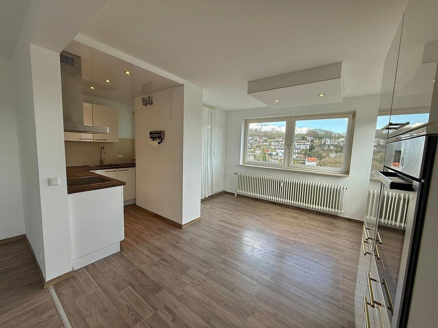 Prenájom bytu 3-izbový 76 m², Stolzenthalstraße 24, Bad Soden-Salmünster, Hesensko Prenájom bytu 3-izbový 76 m², Stolzenthalstraße 24, Bad Soden-Salmünster, Hesensko