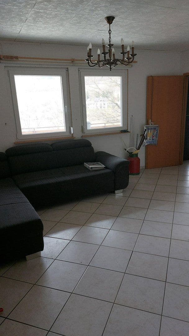 Predaj domu 86 m², pozemok 547 m², Kirchheim, Hesensko Predaj domu 86 m², pozemok 547 m², Kirchheim, Hesensko