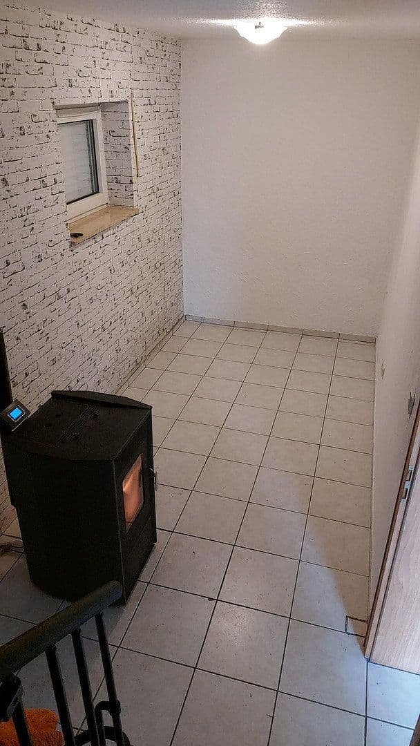 Predaj domu 86 m², pozemok 547 m², Kirchheim, Hesensko Predaj domu 86 m², pozemok 547 m², Kirchheim, Hesensko