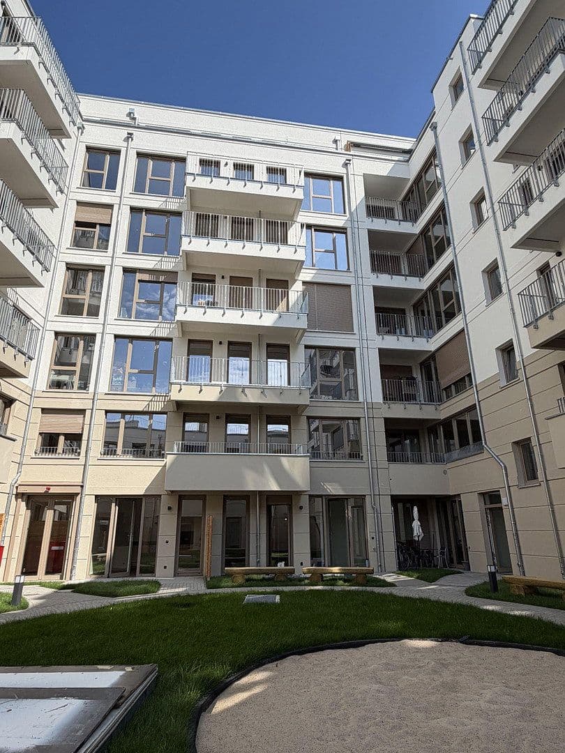 Prenájom bytu 2-izbový 61 m², Malmöer Str. 28, Berlin, Berlín Prenájom bytu 2-izbový 61 m², Malmöer Str. 28, Berlin, Berlín
