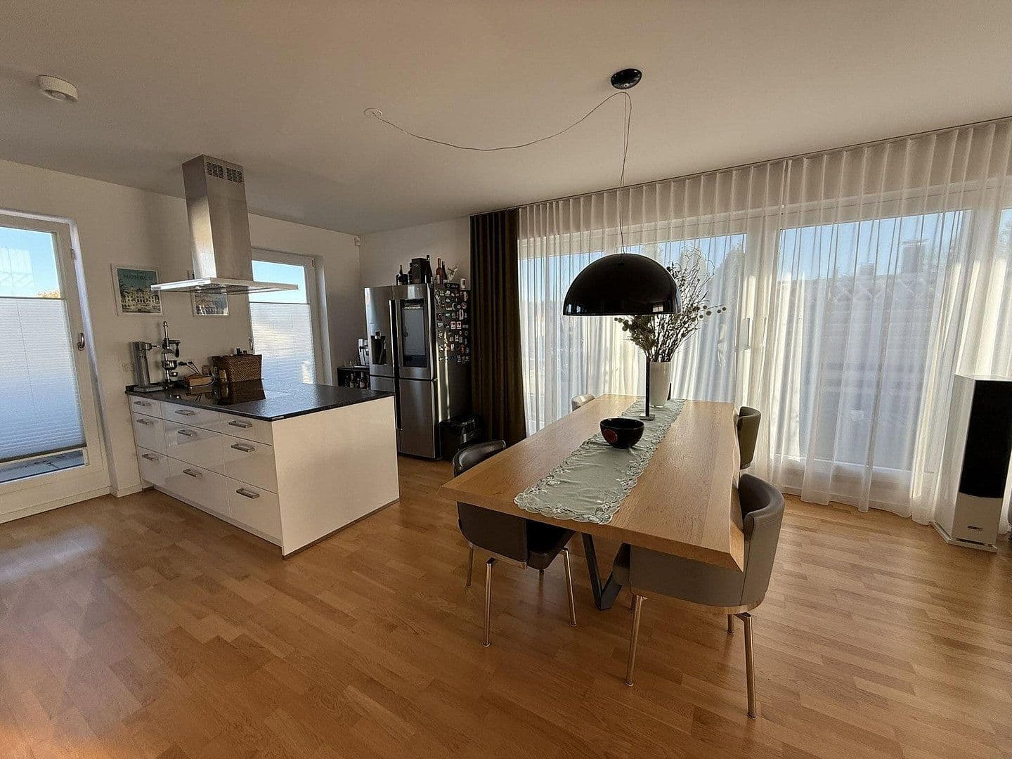 Prenájom bytu 3-izbový 119 m², Petzetstraße, München Obermenzing, Bavorsko Prenájom bytu 3-izbový 119 m², Petzetstraße, München Obermenzing, Bavorsko