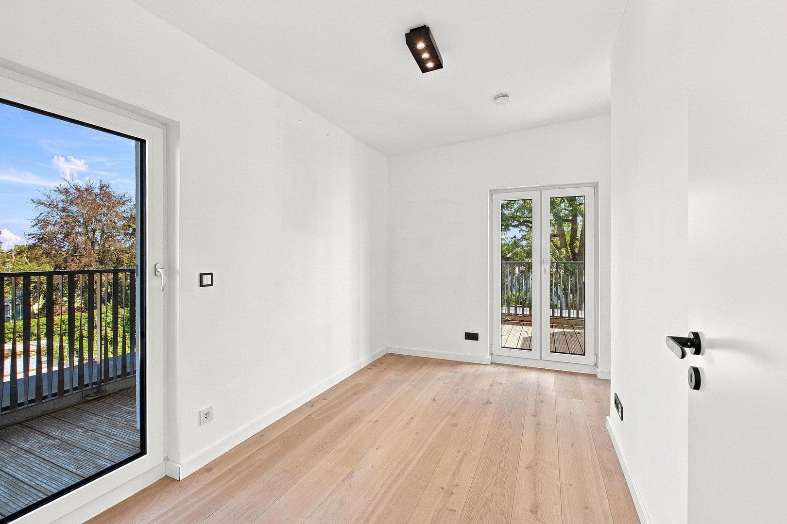 Predaj domu 140 m², pozemok 241 m², Goteboldstr. 48c, München, Bavorsko Predaj domu 140 m², pozemok 241 m², Goteboldstr. 48c, München, Bavorsko