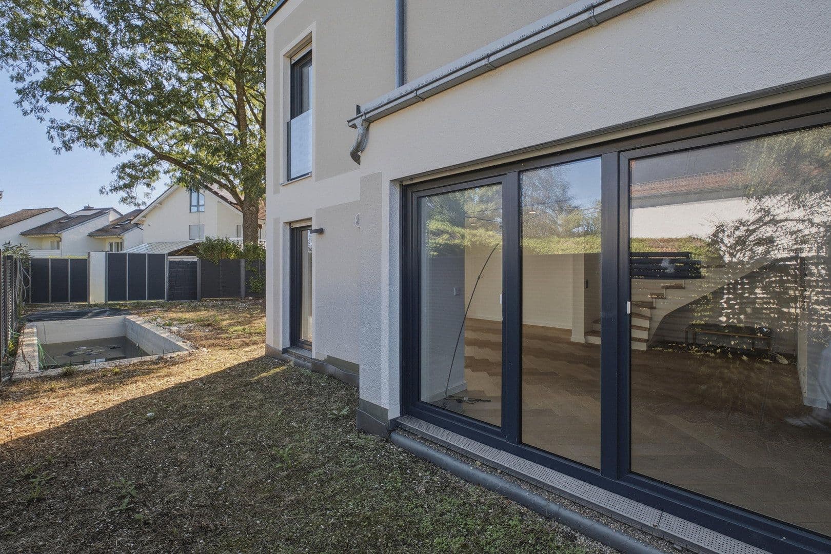 Predaj domu 140 m², pozemok 241 m², Goteboldstr. 48c, München, Bavorsko Predaj domu 140 m², pozemok 241 m², Goteboldstr. 48c, München, Bavorsko