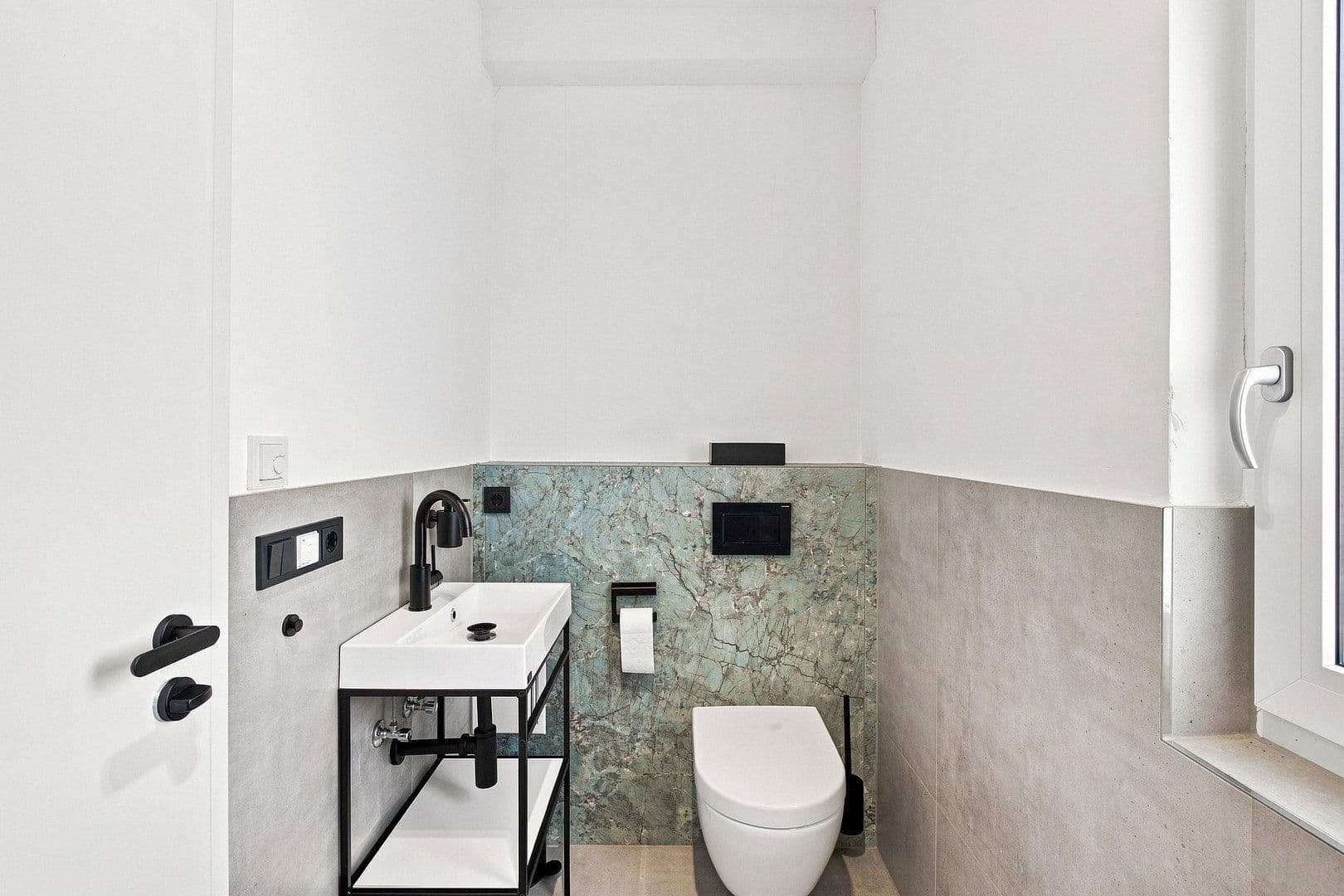 Predaj domu 140 m², pozemok 241 m², Goteboldstr. 48c, München, Bavorsko Predaj domu 140 m², pozemok 241 m², Goteboldstr. 48c, München, Bavorsko