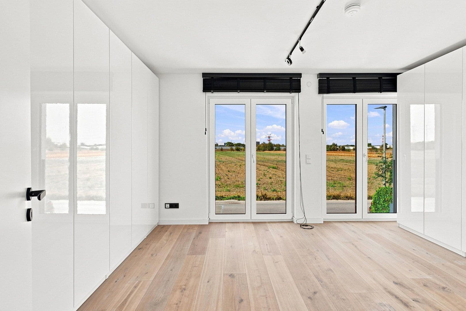 Predaj domu 140 m², pozemok 241 m², Goteboldstr. 48c, München, Bavorsko Predaj domu 140 m², pozemok 241 m², Goteboldstr. 48c, München, Bavorsko