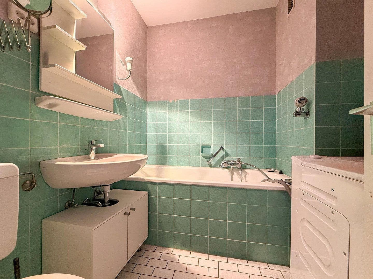 Prenájom bytu 1-izbový 37 m², Erkrath, Severné Porýnie - Westfálsko Prenájom bytu 1-izbový 37 m², Erkrath, Severné Porýnie - Westfálsko