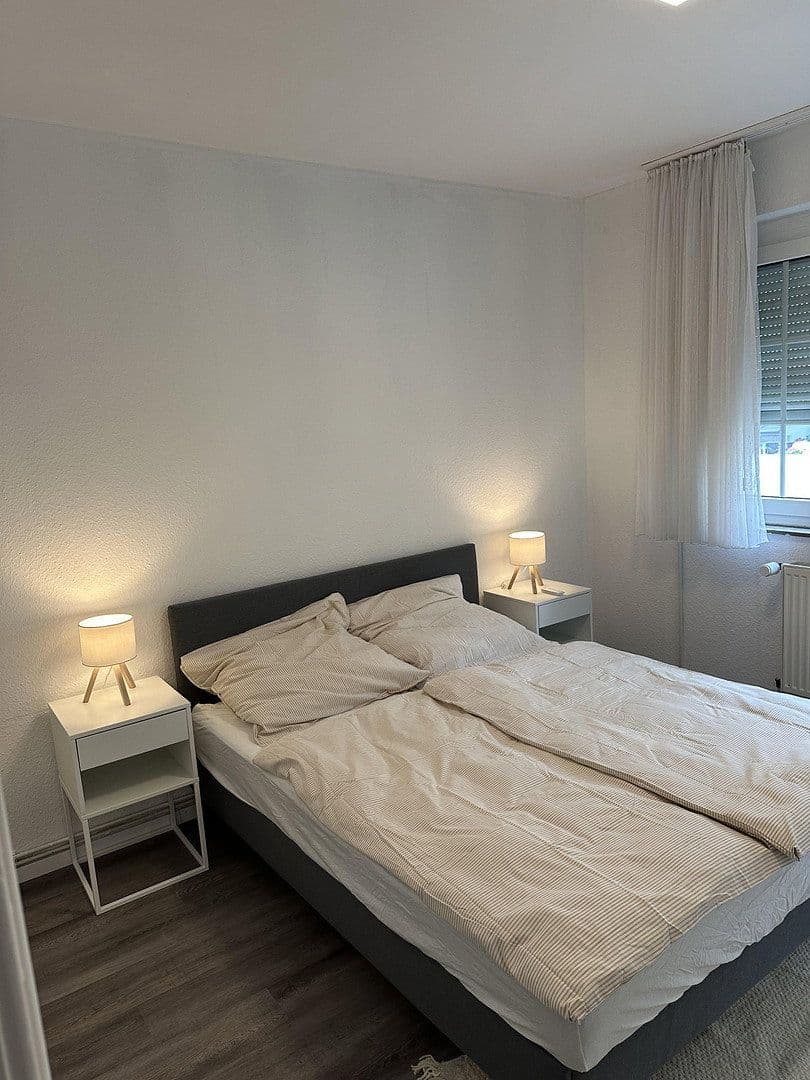 Prenájom bytu 2-izbový 42 m², Ulmenstraße 7, Wilhelmshaven, Dolné Sasko Prenájom bytu 2-izbový 42 m², Ulmenstraße 7, Wilhelmshaven, Dolné Sasko
