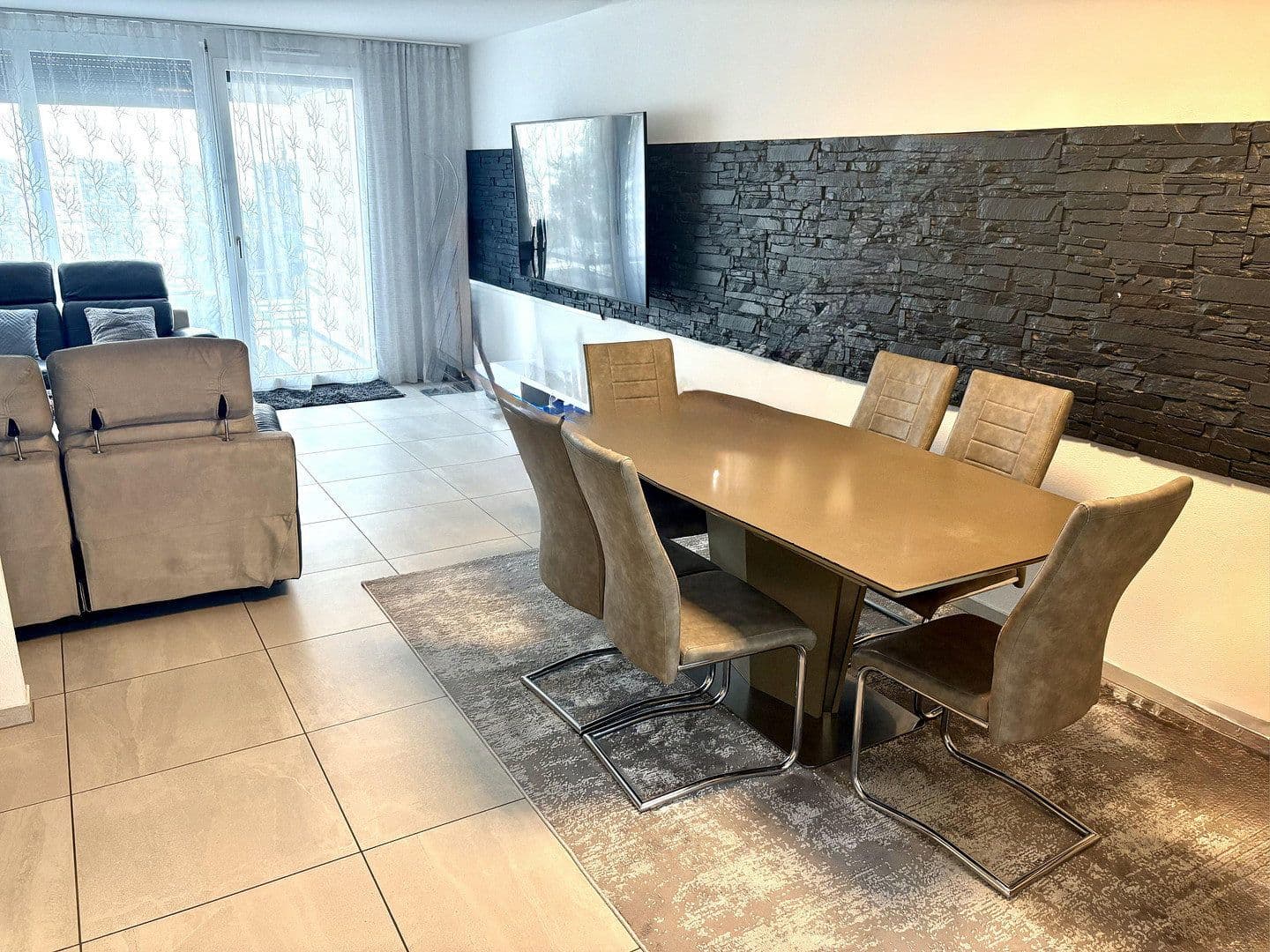 Predaj domu 145 m², pozemok 198 m², Rheinfelden (Baden), Bádensko-Wurttembersko Predaj domu 145 m², pozemok 198 m², Rheinfelden (Baden), Bádensko-Wurttembersko