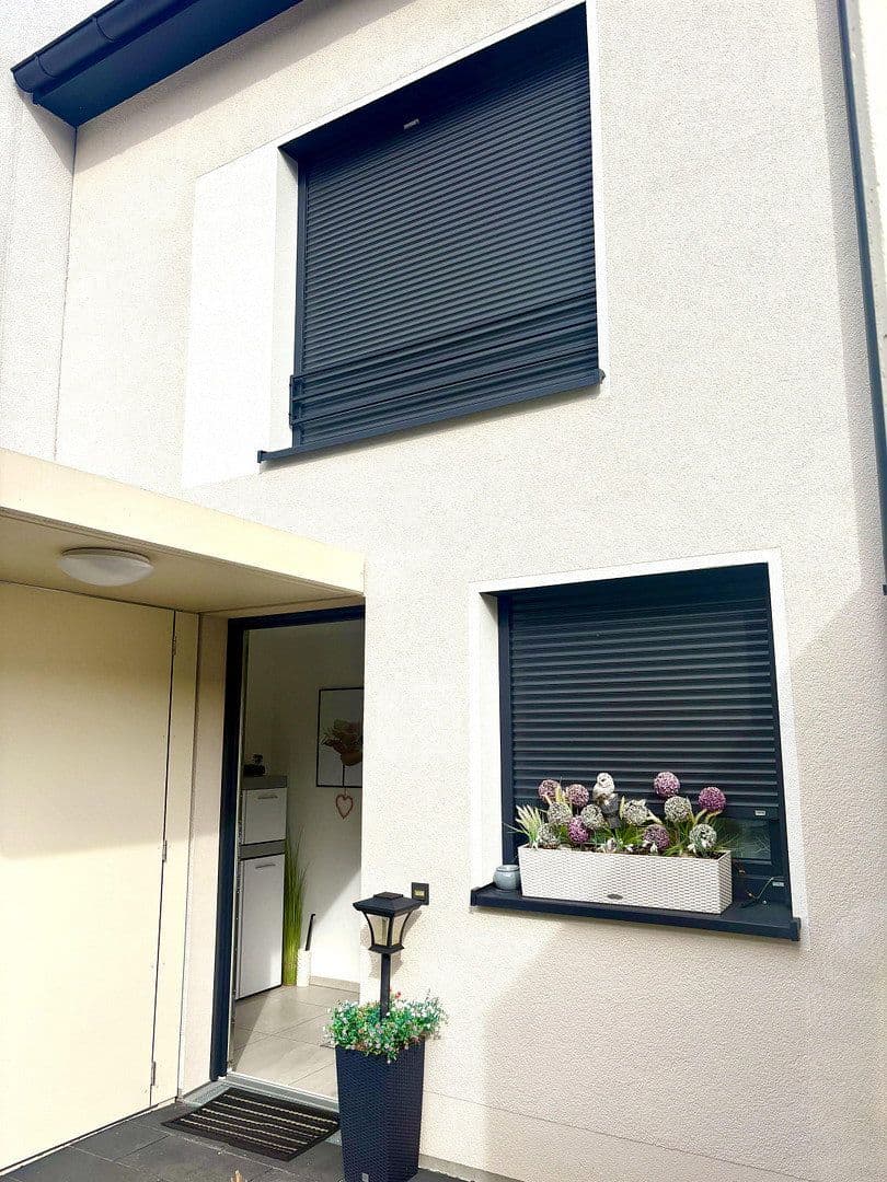 Predaj domu 145 m², pozemok 198 m², Rheinfelden (Baden), Bádensko-Wurttembersko Predaj domu 145 m², pozemok 198 m², Rheinfelden (Baden), Bádensko-Wurttembersko