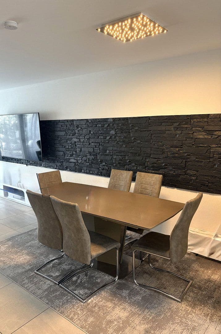 Predaj domu 145 m², pozemok 198 m², Rheinfelden (Baden), Bádensko-Wurttembersko Predaj domu 145 m², pozemok 198 m², Rheinfelden (Baden), Bádensko-Wurttembersko