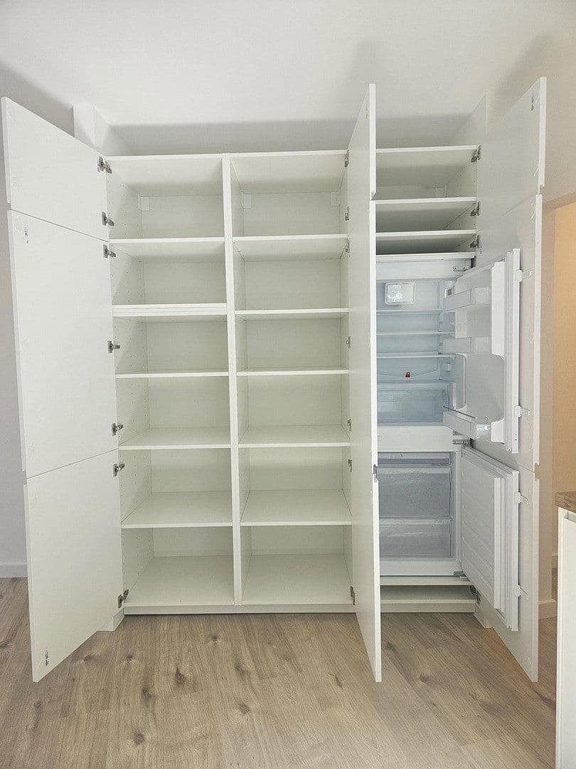 Prenájom bytu 1-izbový 35 m², Lorettostr. 60, Düsseldorf, Severné Porýnie - Westfálsko Prenájom bytu 1-izbový 35 m², Lorettostr. 60, Düsseldorf, Severné Porýnie - Westfálsko