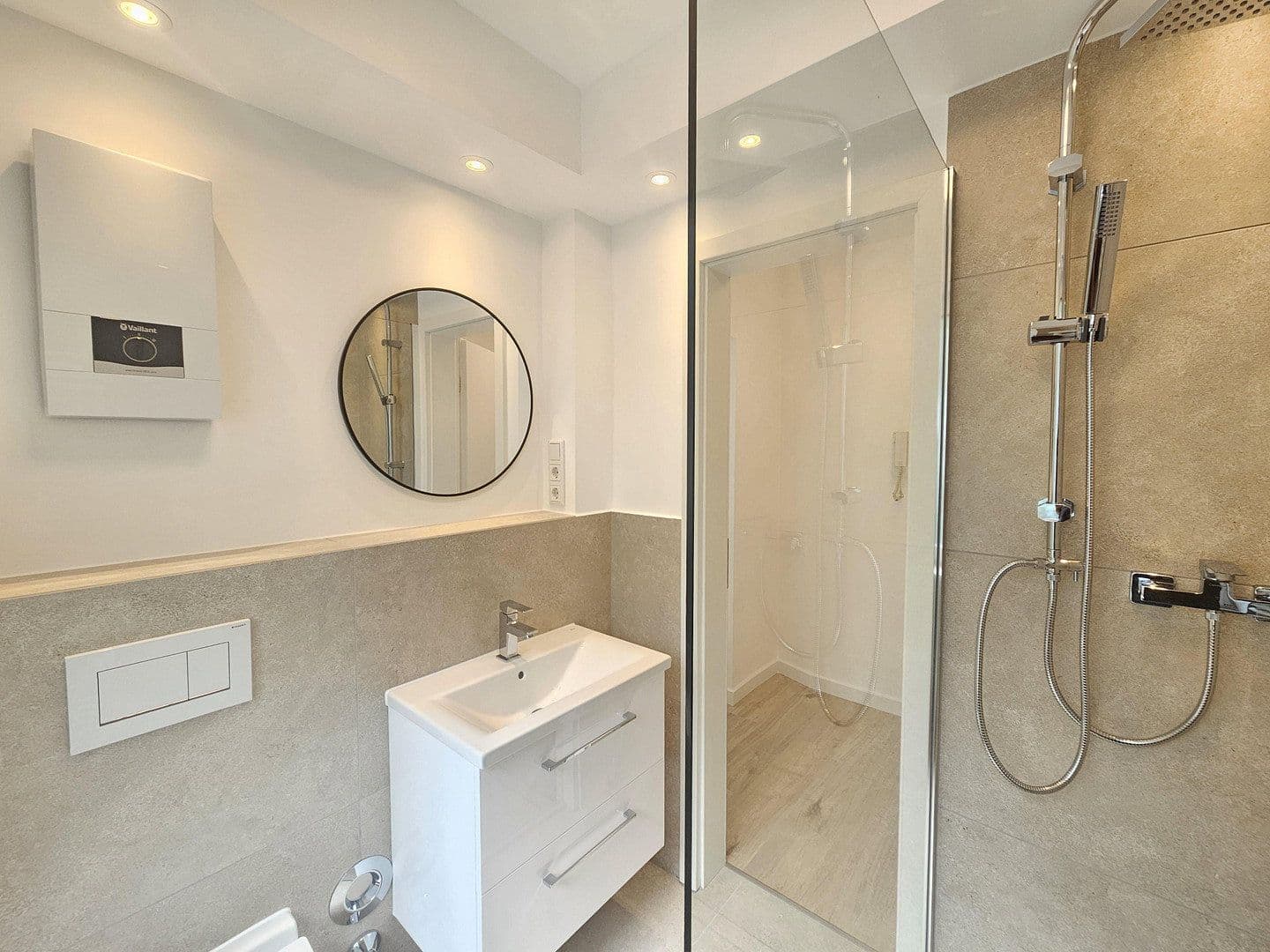 Prenájom bytu 1-izbový 35 m², Lorettostr. 60, Düsseldorf, Severné Porýnie - Westfálsko Prenájom bytu 1-izbový 35 m², Lorettostr. 60, Düsseldorf, Severné Porýnie - Westfálsko