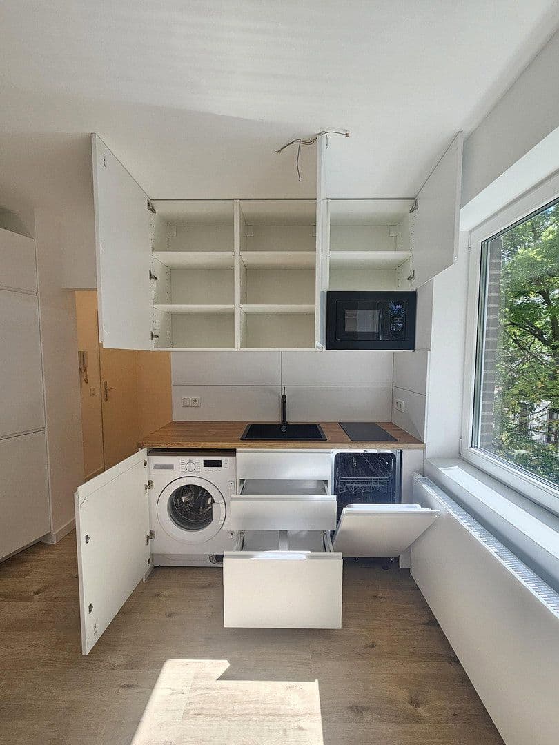 Prenájom bytu 1-izbový 35 m², Lorettostr. 60, Düsseldorf, Severné Porýnie - Westfálsko Prenájom bytu 1-izbový 35 m², Lorettostr. 60, Düsseldorf, Severné Porýnie - Westfálsko