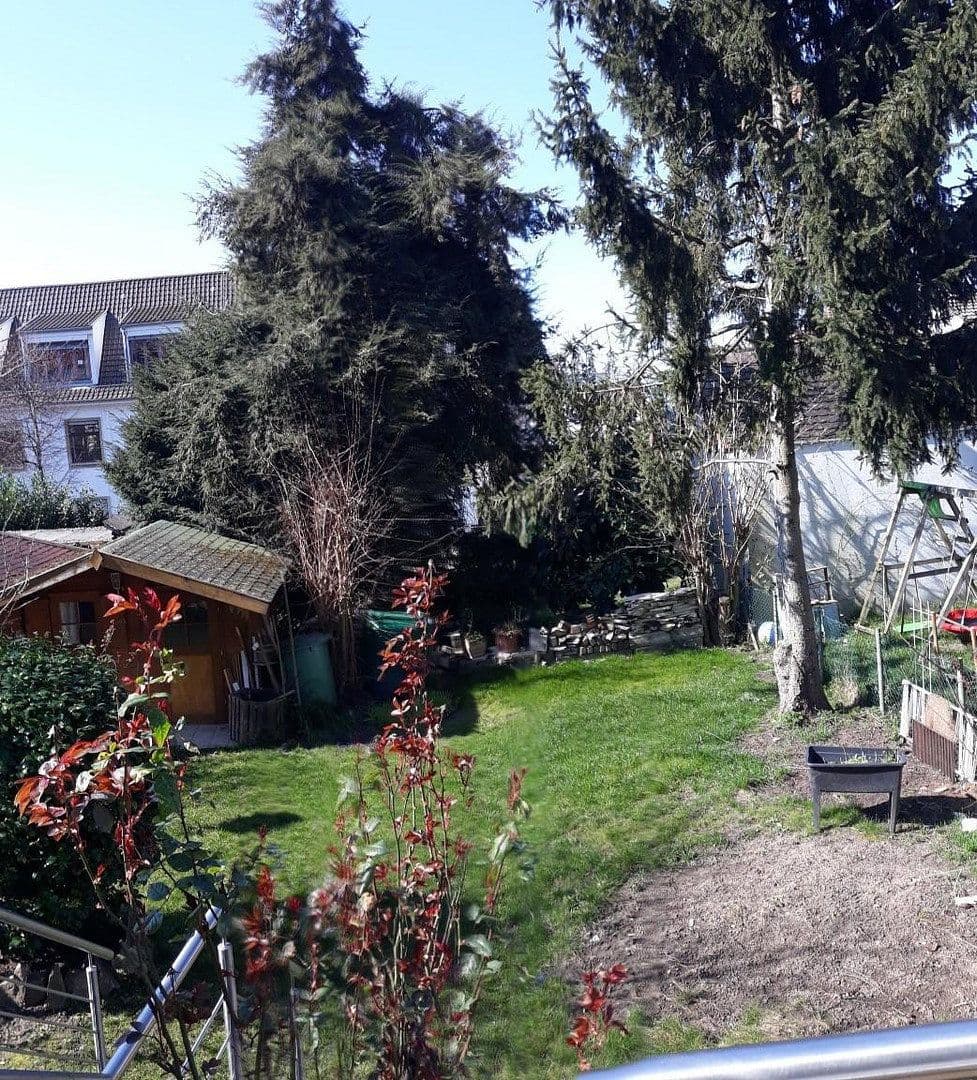 Predaj domu 135 m², pozemok 286 m², Weinheim, Bádensko-Wurttembersko Predaj domu 135 m², pozemok 286 m², Weinheim, Bádensko-Wurttembersko