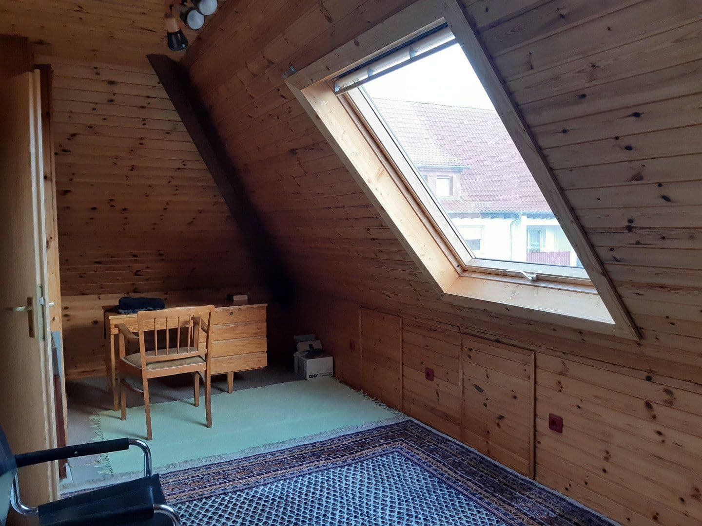 Predaj domu 135 m², pozemok 286 m², Weinheim, Bádensko-Wurttembersko Predaj domu 135 m², pozemok 286 m², Weinheim, Bádensko-Wurttembersko