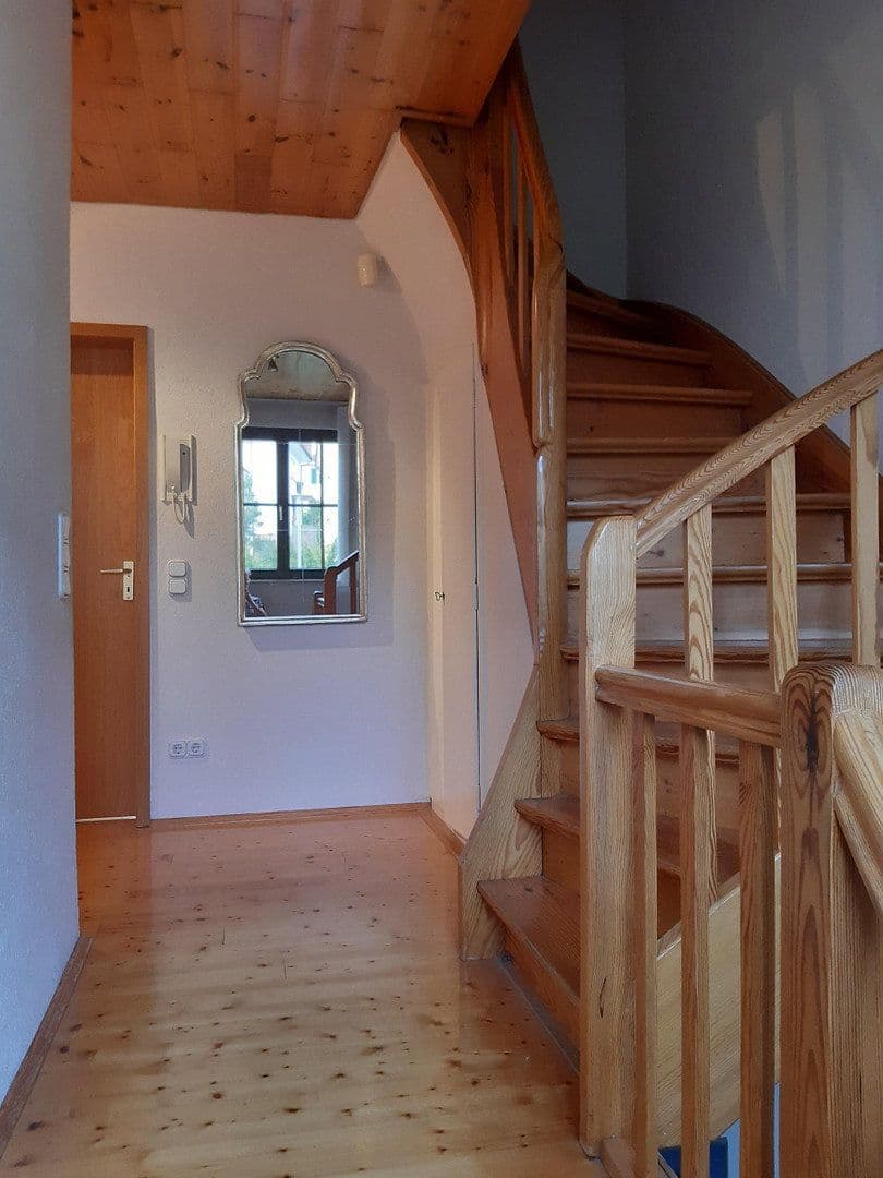 Predaj domu 135 m², pozemok 286 m², Weinheim, Bádensko-Wurttembersko Predaj domu 135 m², pozemok 286 m², Weinheim, Bádensko-Wurttembersko