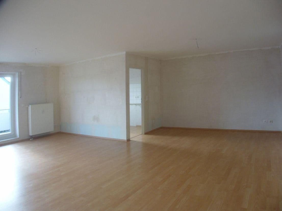 Prenájom bytu 4-izbový 97 m², Hühnerheide 139, Dinslaken, Severné Porýnie - Westfálsko Prenájom bytu 4-izbový 97 m², Hühnerheide 139, Dinslaken, Severné Porýnie - Westfálsko