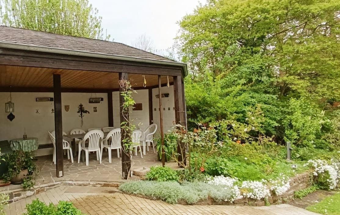 Predaj domu 315 m², pozemok 1.700 m², Koblenz, Porýnie-Falcko Predaj domu 315 m², pozemok 1.700 m², Koblenz, Porýnie-Falcko