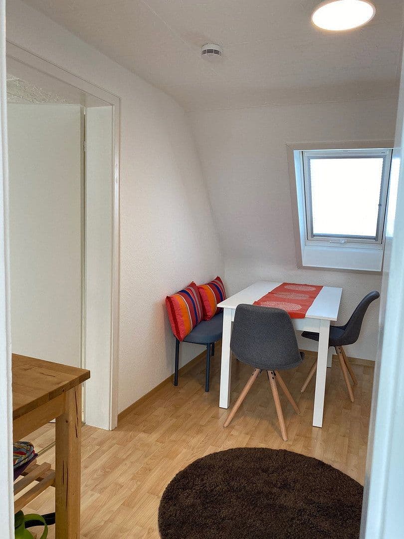 Prenájom bytu 1-izbový 31 m², Ludwigsburg, Bádensko-Wurttembersko Prenájom bytu 1-izbový 31 m², Ludwigsburg, Bádensko-Wurttembersko