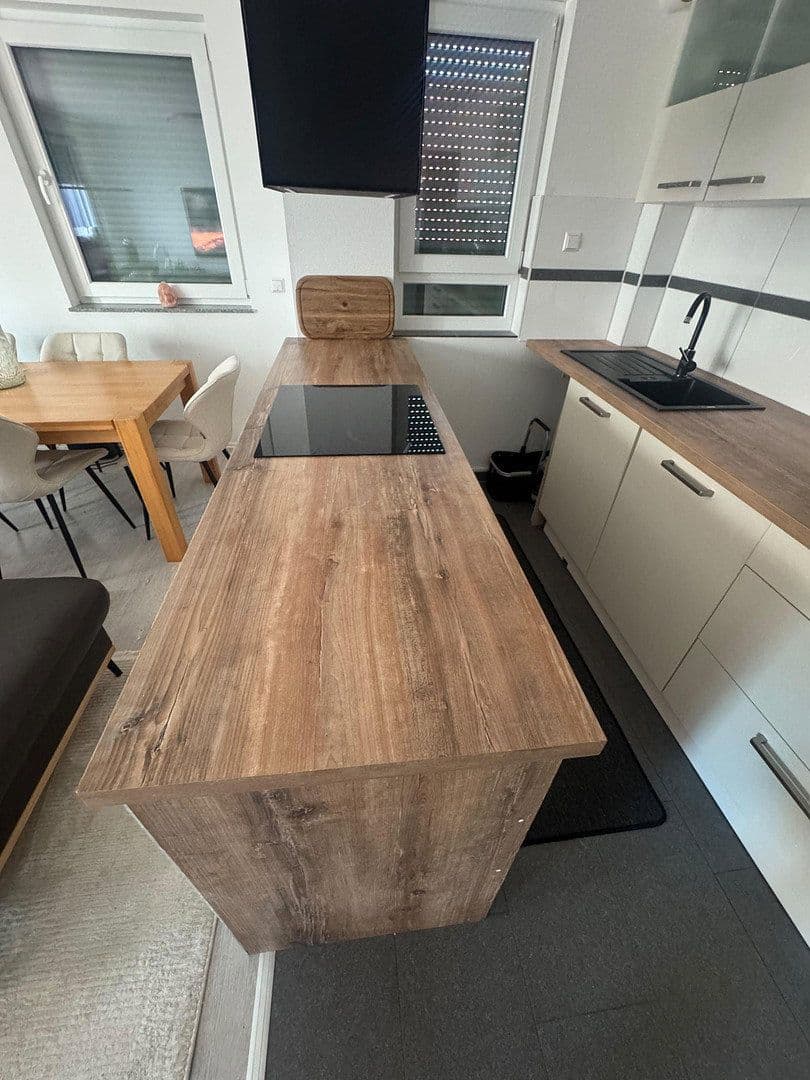 Prenájom bytu 4-izbový 95 m², Salzelmenerstr.5/1, Bad Rappenau, Bádensko-Wurttembersko Prenájom bytu 4-izbový 95 m², Salzelmenerstr.5/1, Bad Rappenau, Bádensko-Wurttembersko