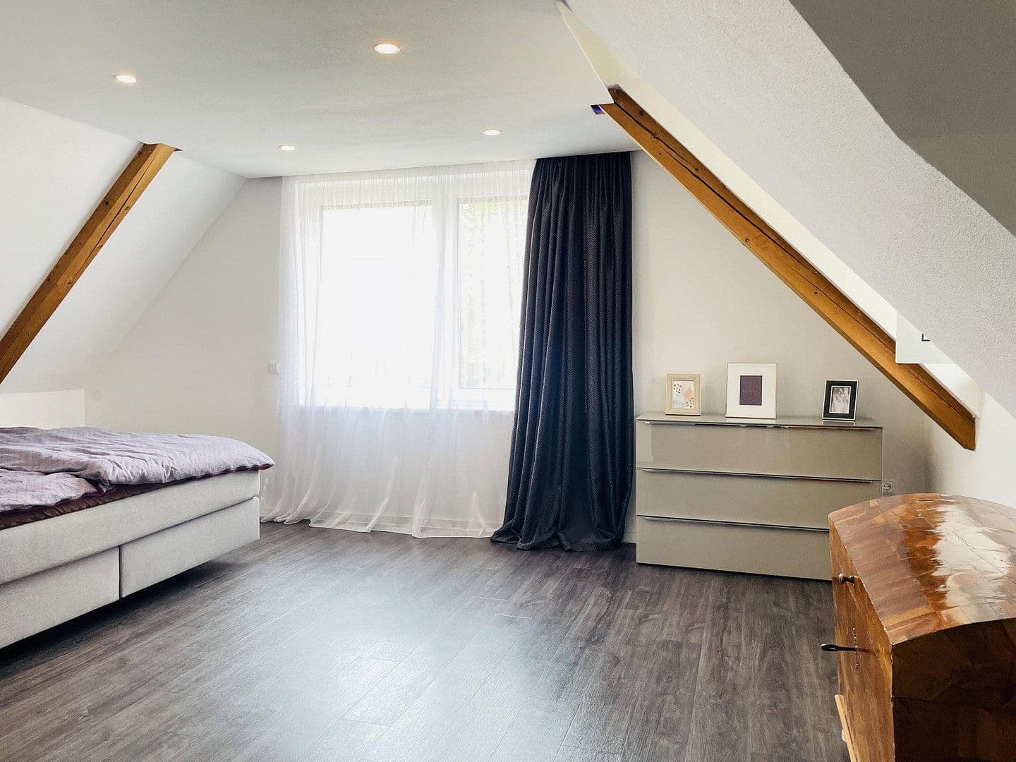 Predaj domu 401 m², pozemok 1.045 m², Dietenheim, Bádensko-Wurttembersko Predaj domu 401 m², pozemok 1.045 m², Dietenheim, Bádensko-Wurttembersko