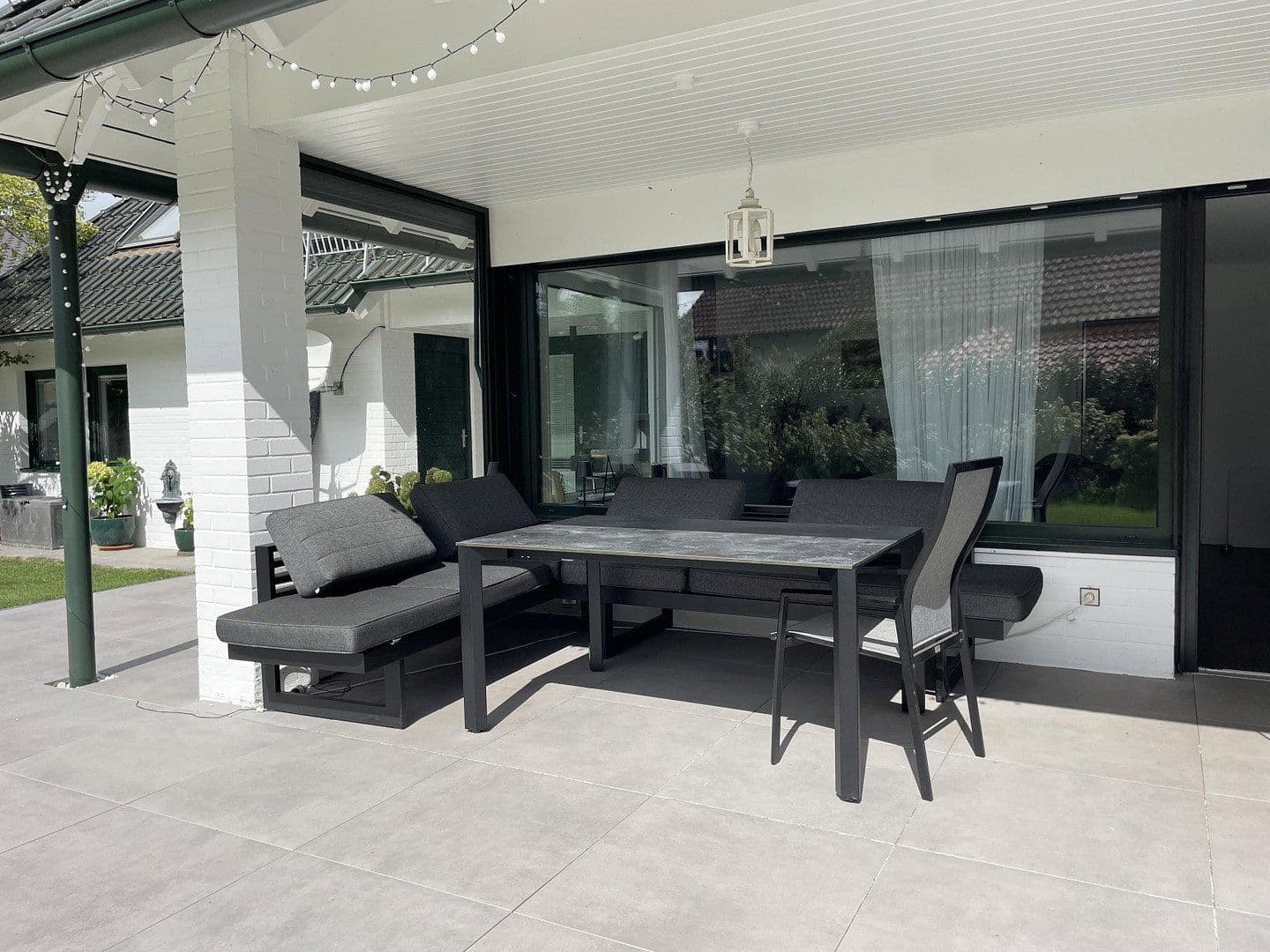Predaj domu 401 m², pozemok 1.045 m², Dietenheim, Bádensko-Wurttembersko Predaj domu 401 m², pozemok 1.045 m², Dietenheim, Bádensko-Wurttembersko