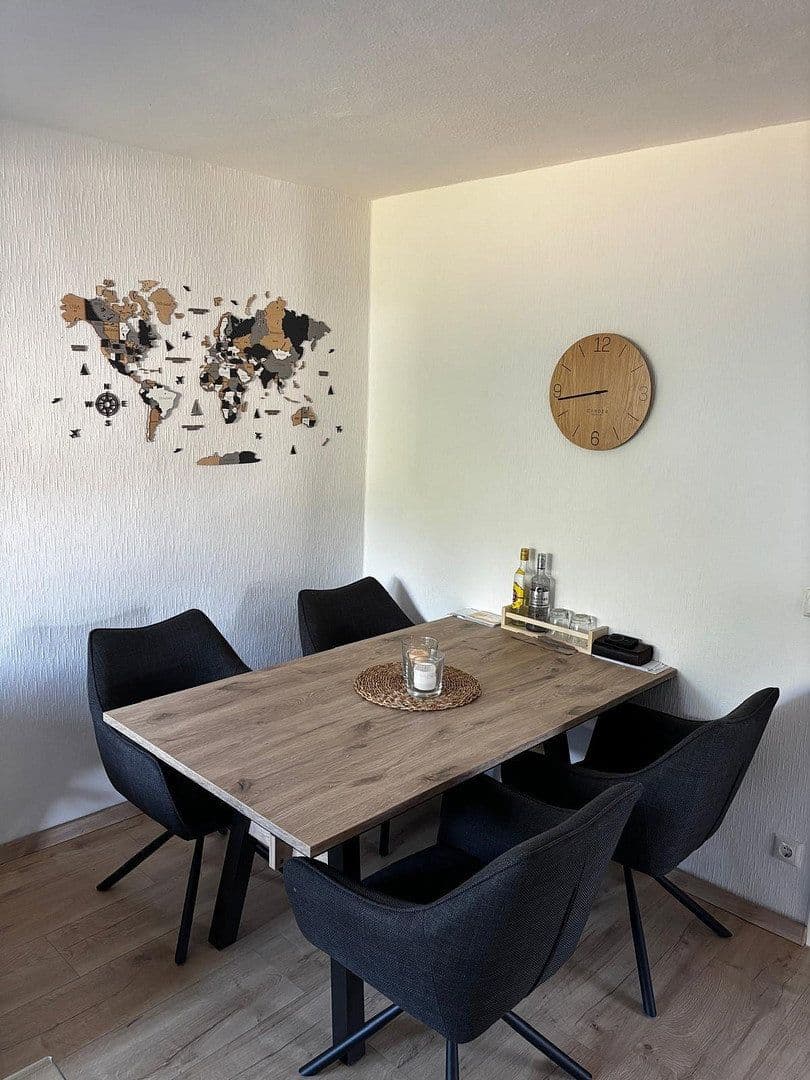 Prenájom bytu 3-izbový 45 m², Wittenbergstr. 58, Essen, Severné Porýnie - Westfálsko Prenájom bytu 3-izbový 45 m², Wittenbergstr. 58, Essen, Severné Porýnie - Westfálsko