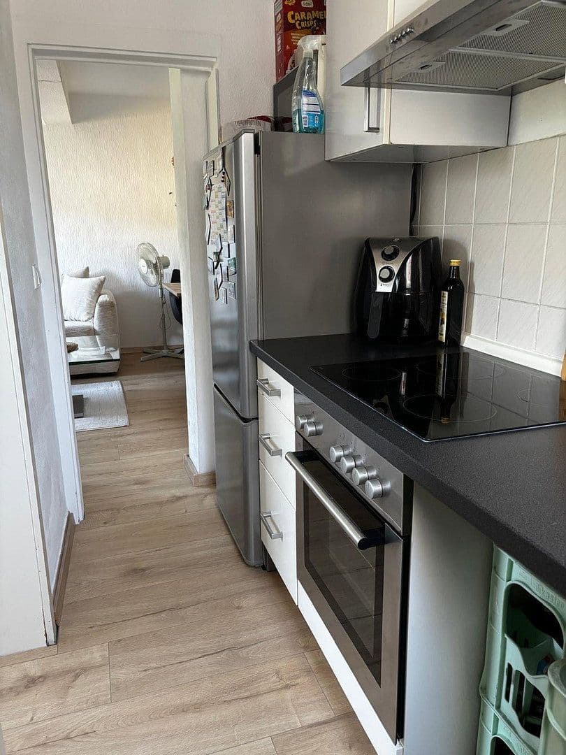 Prenájom bytu 3-izbový 45 m², Wittenbergstr. 58, Essen, Severné Porýnie - Westfálsko Prenájom bytu 3-izbový 45 m², Wittenbergstr. 58, Essen, Severné Porýnie - Westfálsko