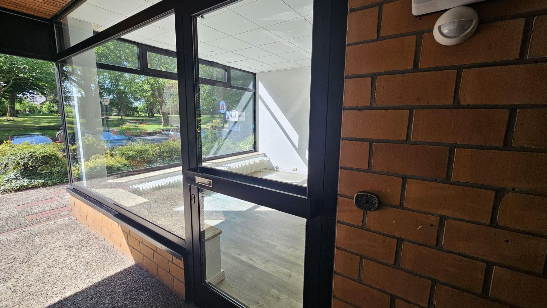 Prenájom kancelárie 65 m², Bahnhofstraße 14, Bad Bevensen, Dolné Sasko Prenájom kancelárie 65 m², Bahnhofstraße 14, Bad Bevensen, Dolné Sasko