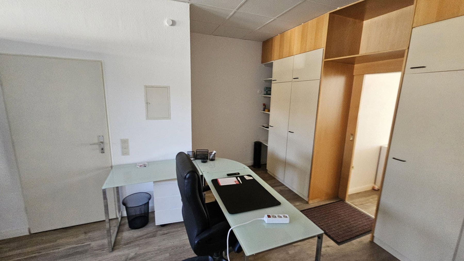 Prenájom kancelárie 65 m², Bahnhofstraße 14, Bad Bevensen, Dolné Sasko Prenájom kancelárie 65 m², Bahnhofstraße 14, Bad Bevensen, Dolné Sasko