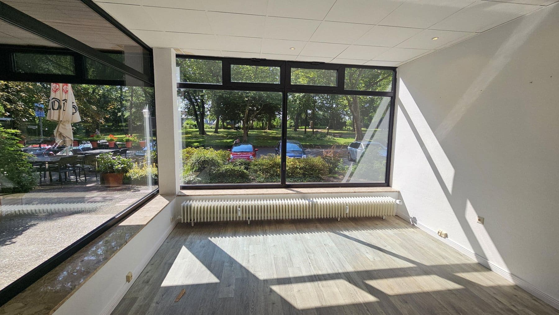 Prenájom kancelárie 65 m², Bahnhofstraße 14, Bad Bevensen, Dolné Sasko Prenájom kancelárie 65 m², Bahnhofstraße 14, Bad Bevensen, Dolné Sasko