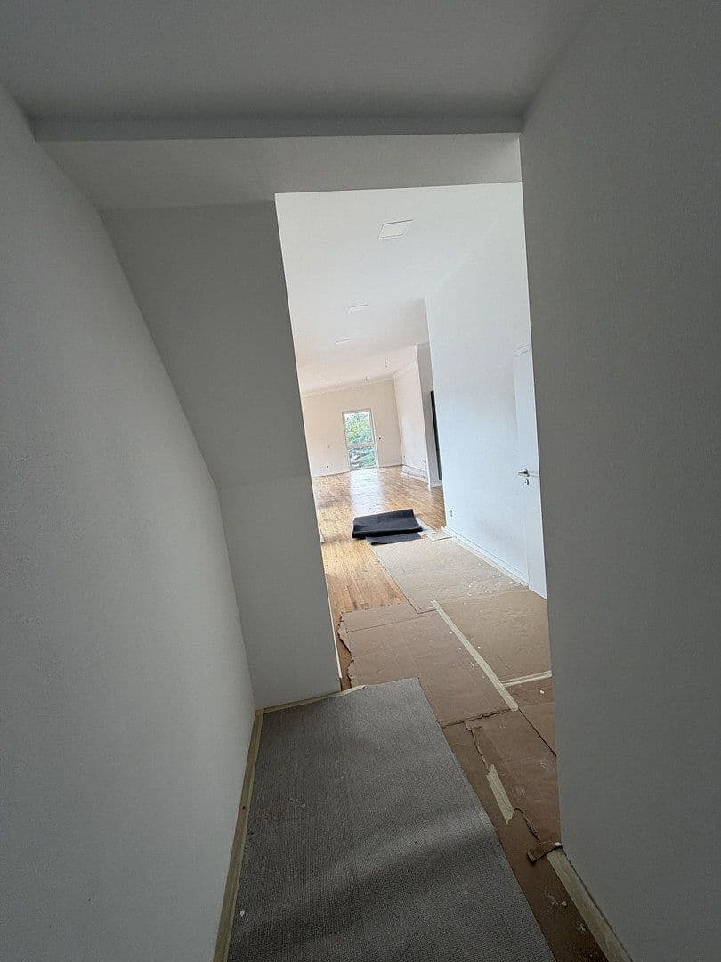 Prenájom bytu 2-izbový 95 m², Zülpich, Severné Porýnie - Westfálsko Prenájom bytu 2-izbový 95 m², Zülpich, Severné Porýnie - Westfálsko
