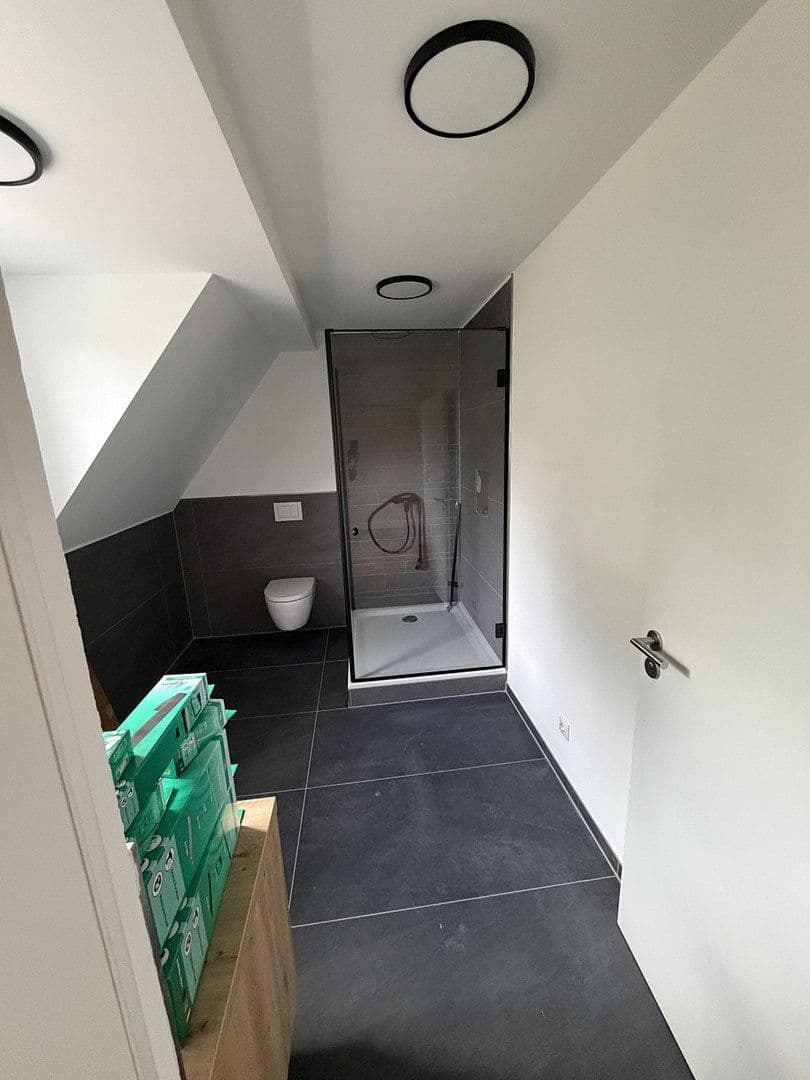 Prenájom bytu 2-izbový 95 m², Zülpich, Severné Porýnie - Westfálsko Prenájom bytu 2-izbový 95 m², Zülpich, Severné Porýnie - Westfálsko