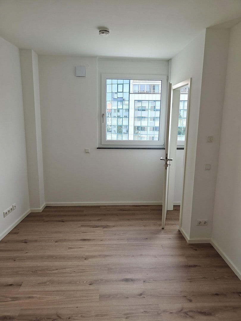 Prenájom bytu 2-izbový 45 m², Steinbühler Str. 4-6, Nürnberg, Bavorsko Prenájom bytu 2-izbový 45 m², Steinbühler Str. 4-6, Nürnberg, Bavorsko