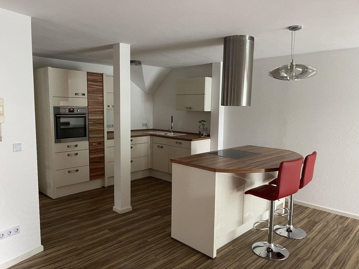 Predaj bytu 3-izbový 148 m², Winnenden, Bádensko-Wurttembersko Predaj bytu 3-izbový 148 m², Winnenden, Bádensko-Wurttembersko