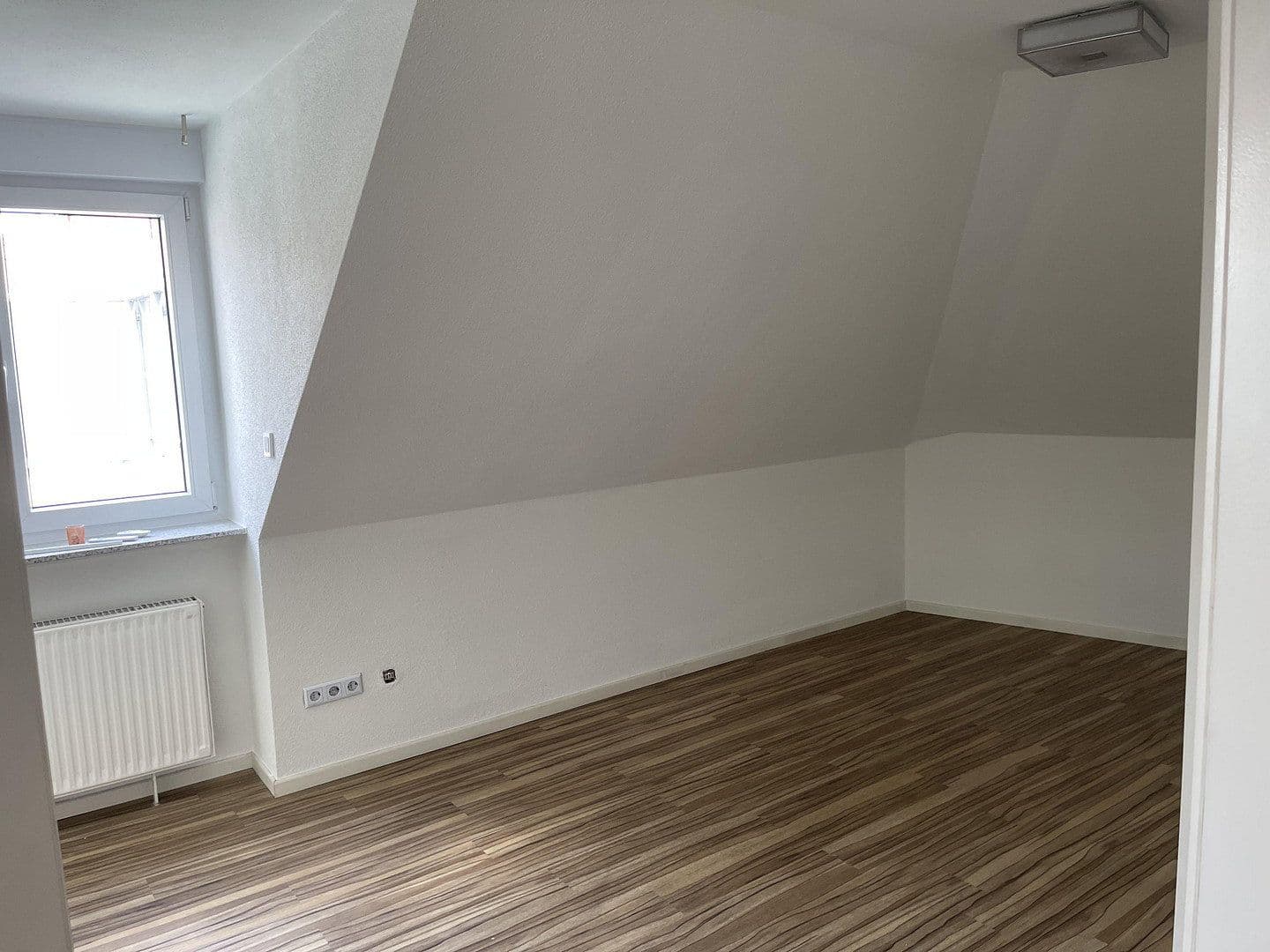 Predaj bytu 3-izbový 148 m², Winnenden, Bádensko-Wurttembersko Predaj bytu 3-izbový 148 m², Winnenden, Bádensko-Wurttembersko