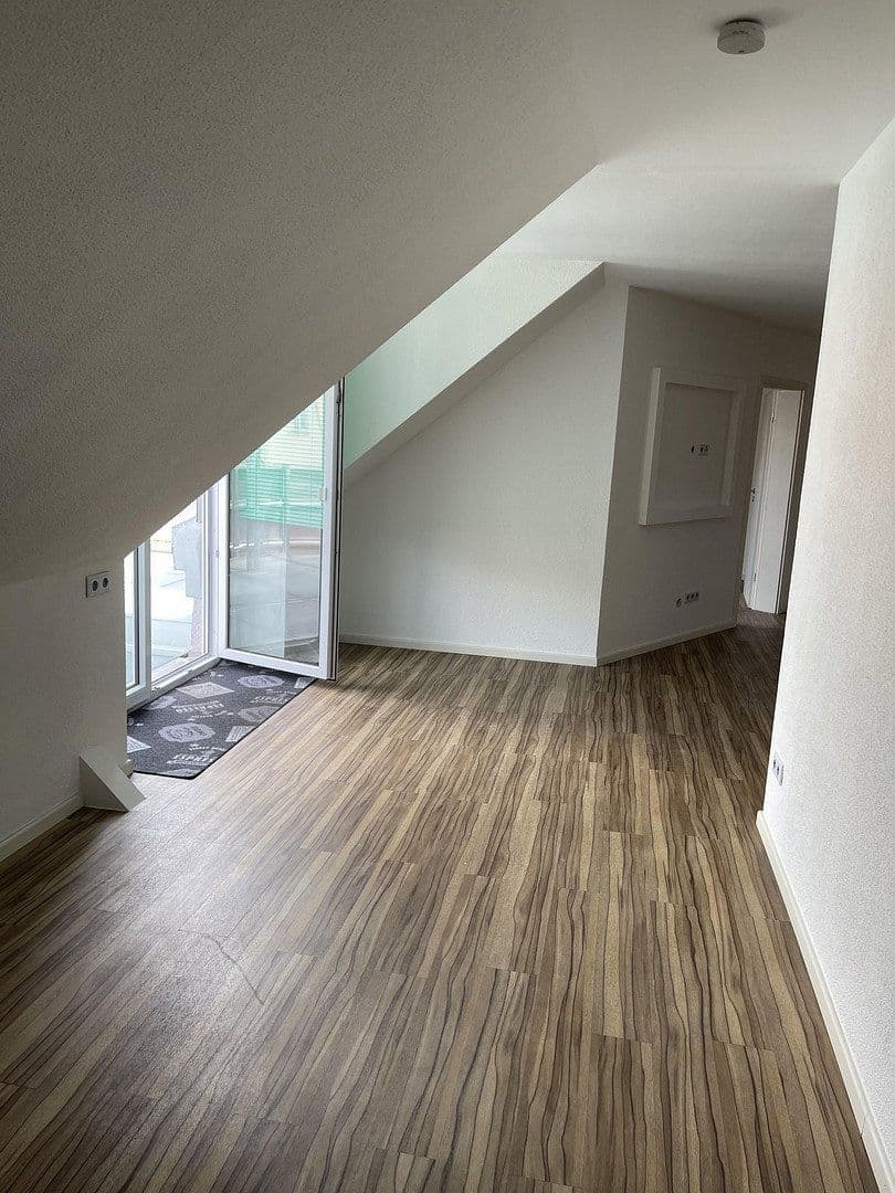 Predaj bytu 3-izbový 148 m², Winnenden, Bádensko-Wurttembersko Predaj bytu 3-izbový 148 m², Winnenden, Bádensko-Wurttembersko