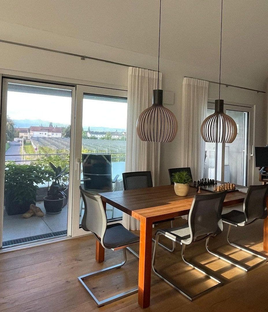 Predaj bytu 3-izbový 107 m², Friedrichshafen, Bádensko-Wurttembersko Predaj bytu 3-izbový 107 m², Friedrichshafen, Bádensko-Wurttembersko