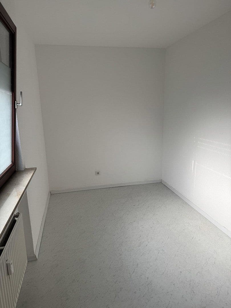 Prenájom bytu 4-izbový 124 m², Hegelstrasse 2, Kamen, Severné Porýnie - Westfálsko Prenájom bytu 4-izbový 124 m², Hegelstrasse 2, Kamen, Severné Porýnie - Westfálsko