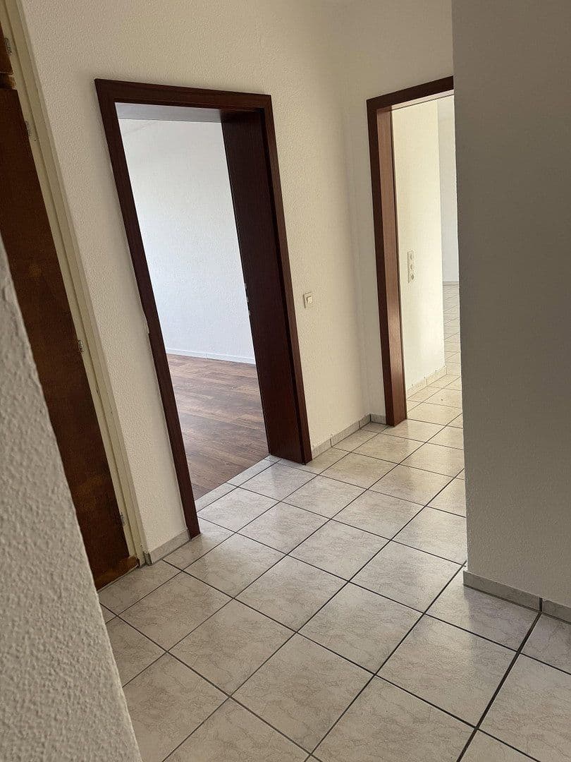 Prenájom bytu 4-izbový 124 m², Hegelstrasse 2, Kamen, Severné Porýnie - Westfálsko Prenájom bytu 4-izbový 124 m², Hegelstrasse 2, Kamen, Severné Porýnie - Westfálsko