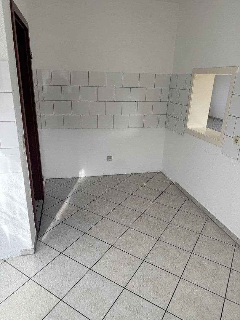 Prenájom bytu 4-izbový 124 m², Hegelstrasse 2, Kamen, Severné Porýnie - Westfálsko Prenájom bytu 4-izbový 124 m², Hegelstrasse 2, Kamen, Severné Porýnie - Westfálsko