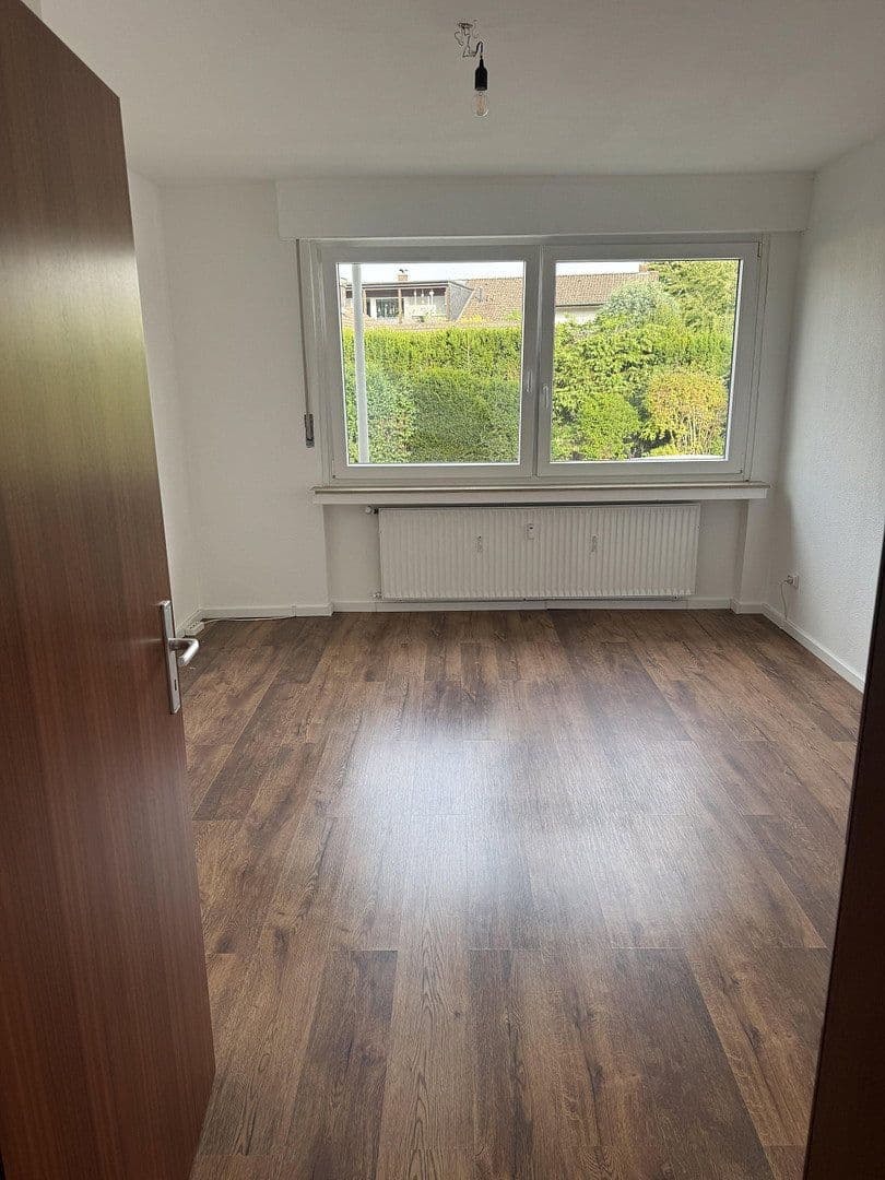 Prenájom bytu 4-izbový 124 m², Hegelstrasse 2, Kamen, Severné Porýnie - Westfálsko Prenájom bytu 4-izbový 124 m², Hegelstrasse 2, Kamen, Severné Porýnie - Westfálsko
