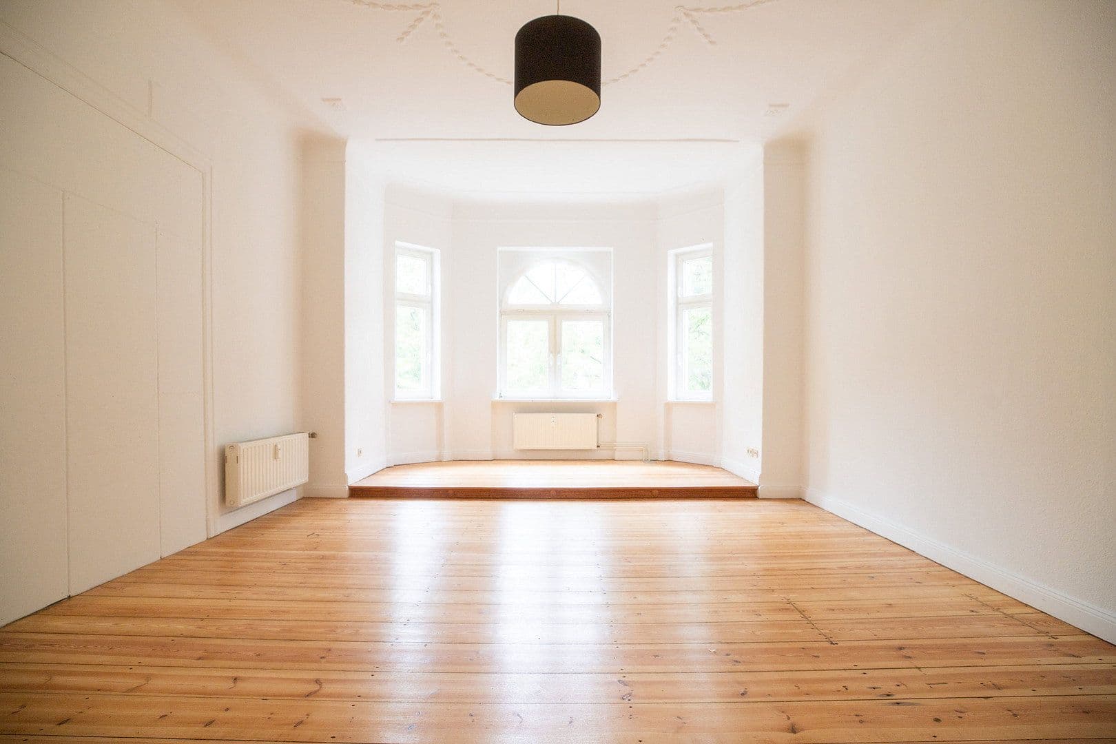 Prenájom bytu 25 m², Ursula-Goetze-Straße 25, Berlin, Berlín Prenájom bytu 25 m², Ursula-Goetze-Straße 25, Berlin, Berlín