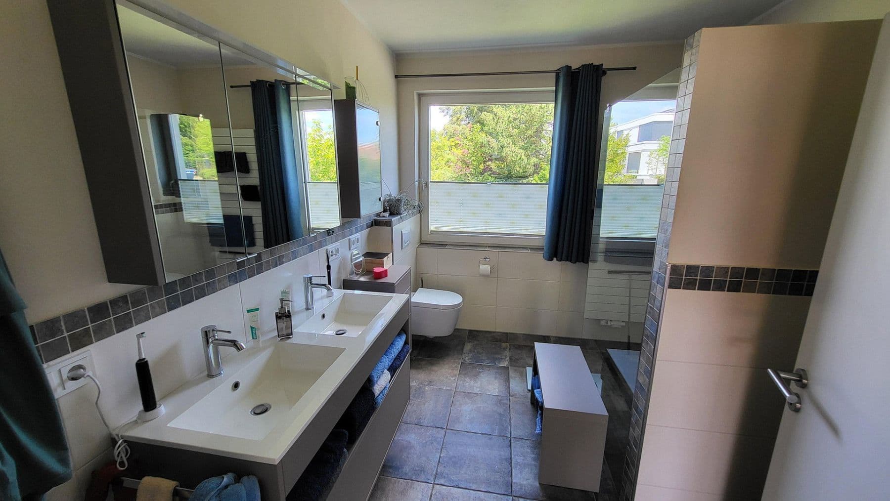 Predaj domu 230 m², pozemok 713 m², Hildesheim, Dolné Sasko Predaj domu 230 m², pozemok 713 m², Hildesheim, Dolné Sasko