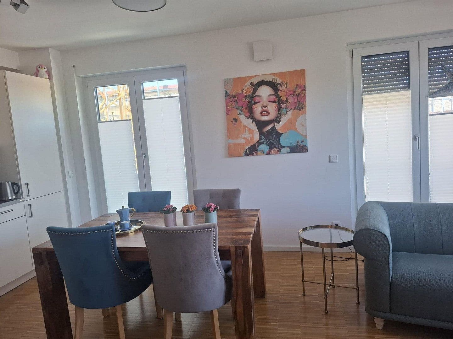 Prenájom bytu 2-izbový 65 m², Frankfurt am Main, Hesensko Prenájom bytu 2-izbový 65 m², Frankfurt am Main, Hesensko